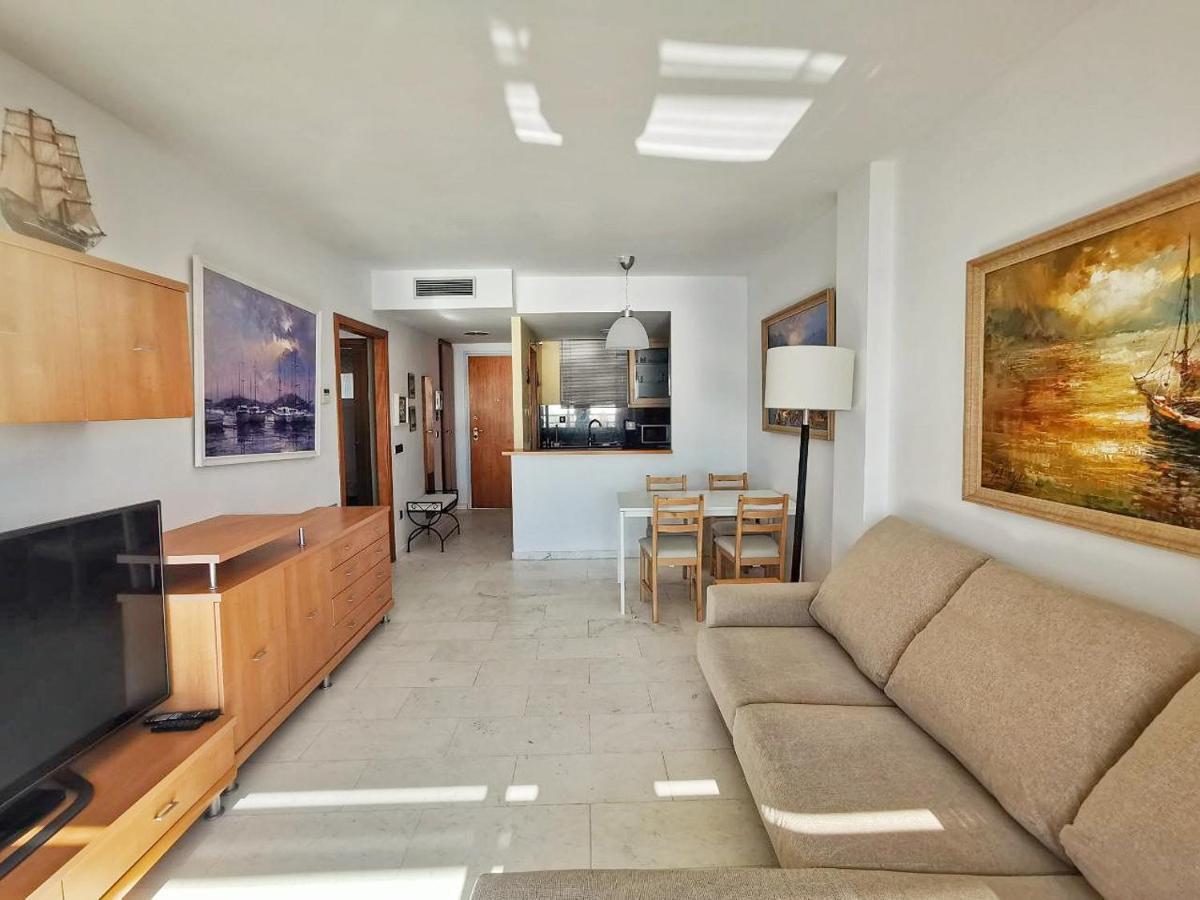 Seafront Apartment In Бланес Екстериор снимка